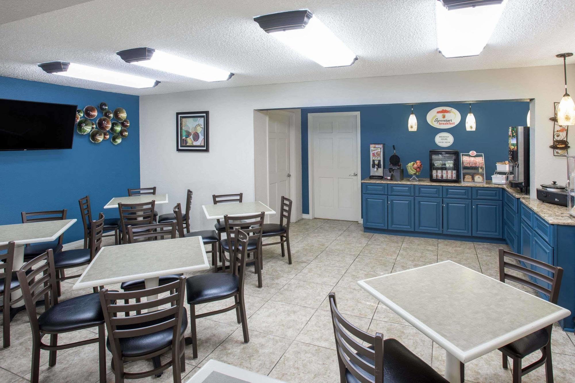 Super 8 By Wyndham Independence Kansas City Ngoại thất bức ảnh